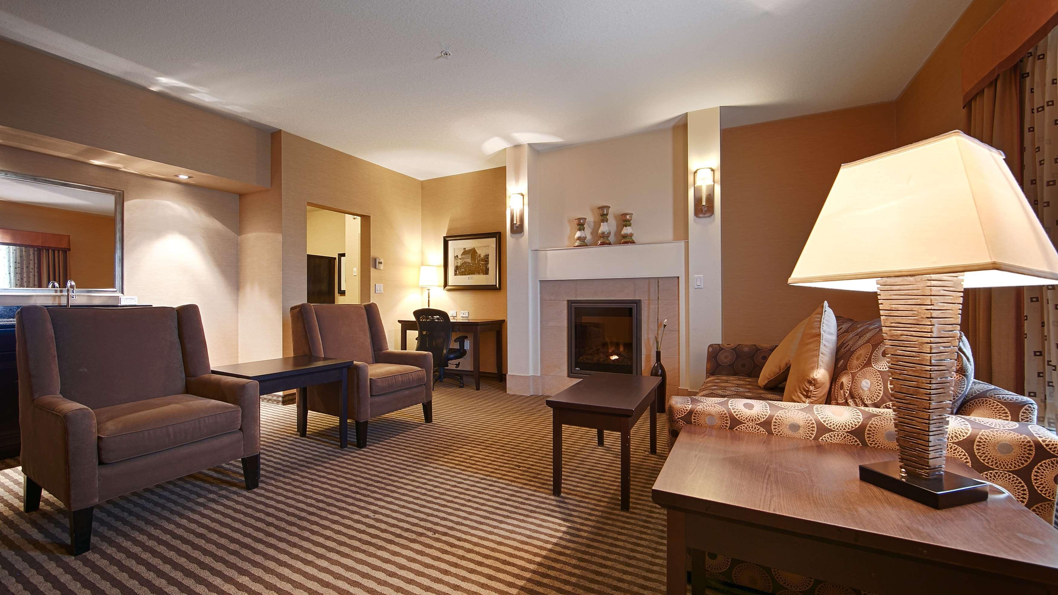 Best Western Sunrise Inn & Suites Stony Plain Екстер'єр фото