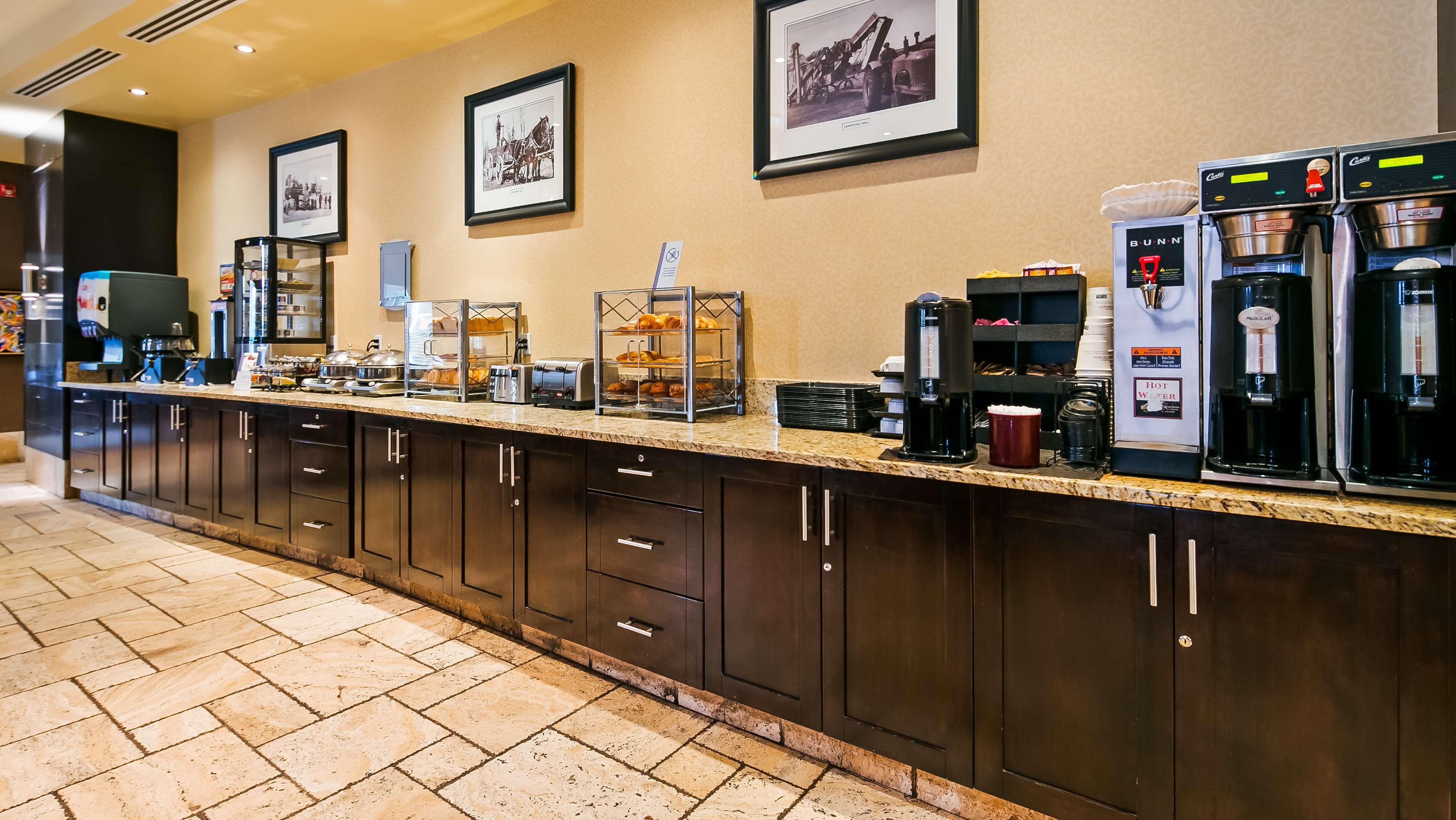 Best Western Sunrise Inn & Suites Stony Plain Екстер'єр фото