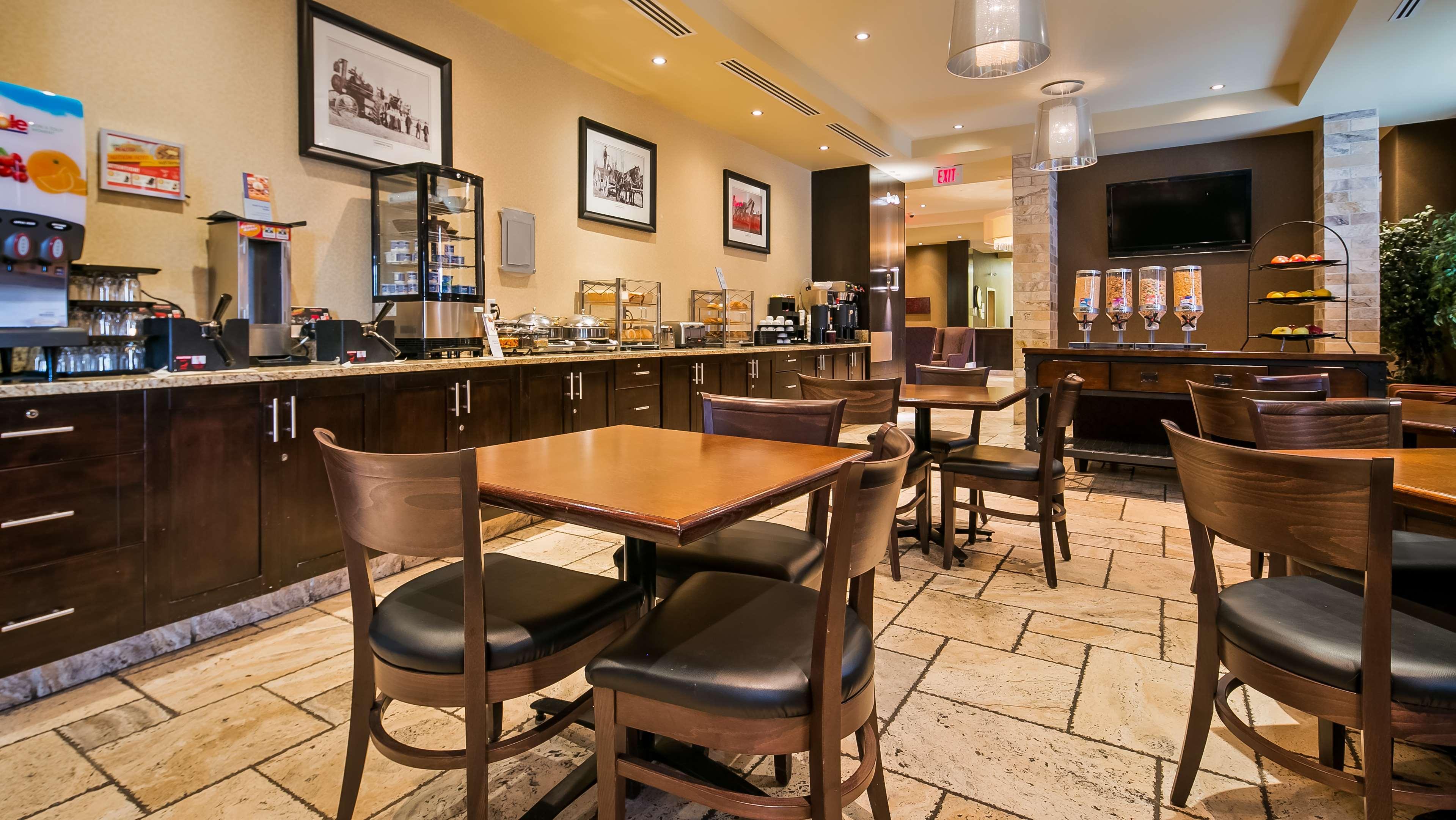 Best Western Sunrise Inn & Suites Stony Plain Екстер'єр фото