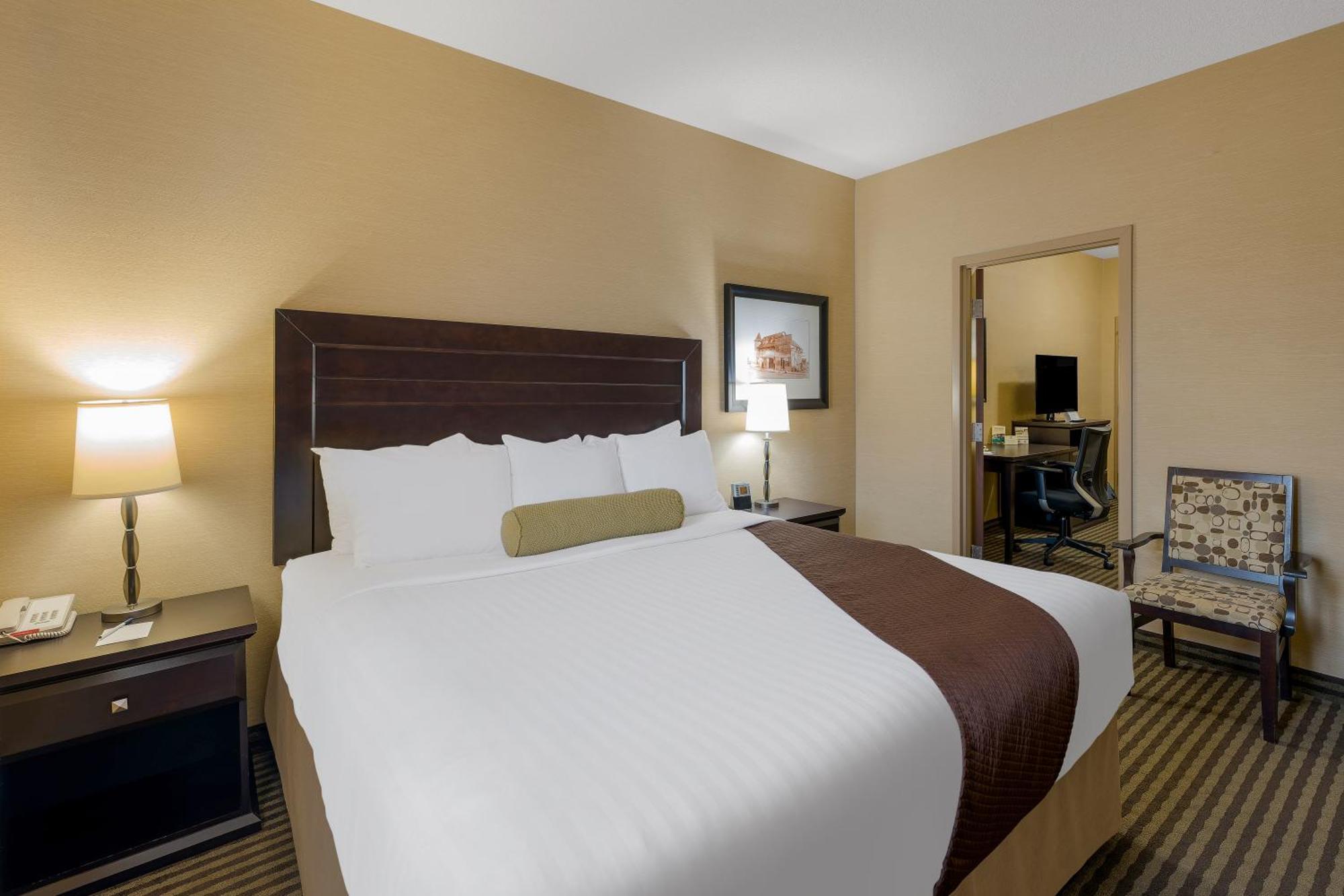 Best Western Sunrise Inn & Suites Stony Plain Екстер'єр фото