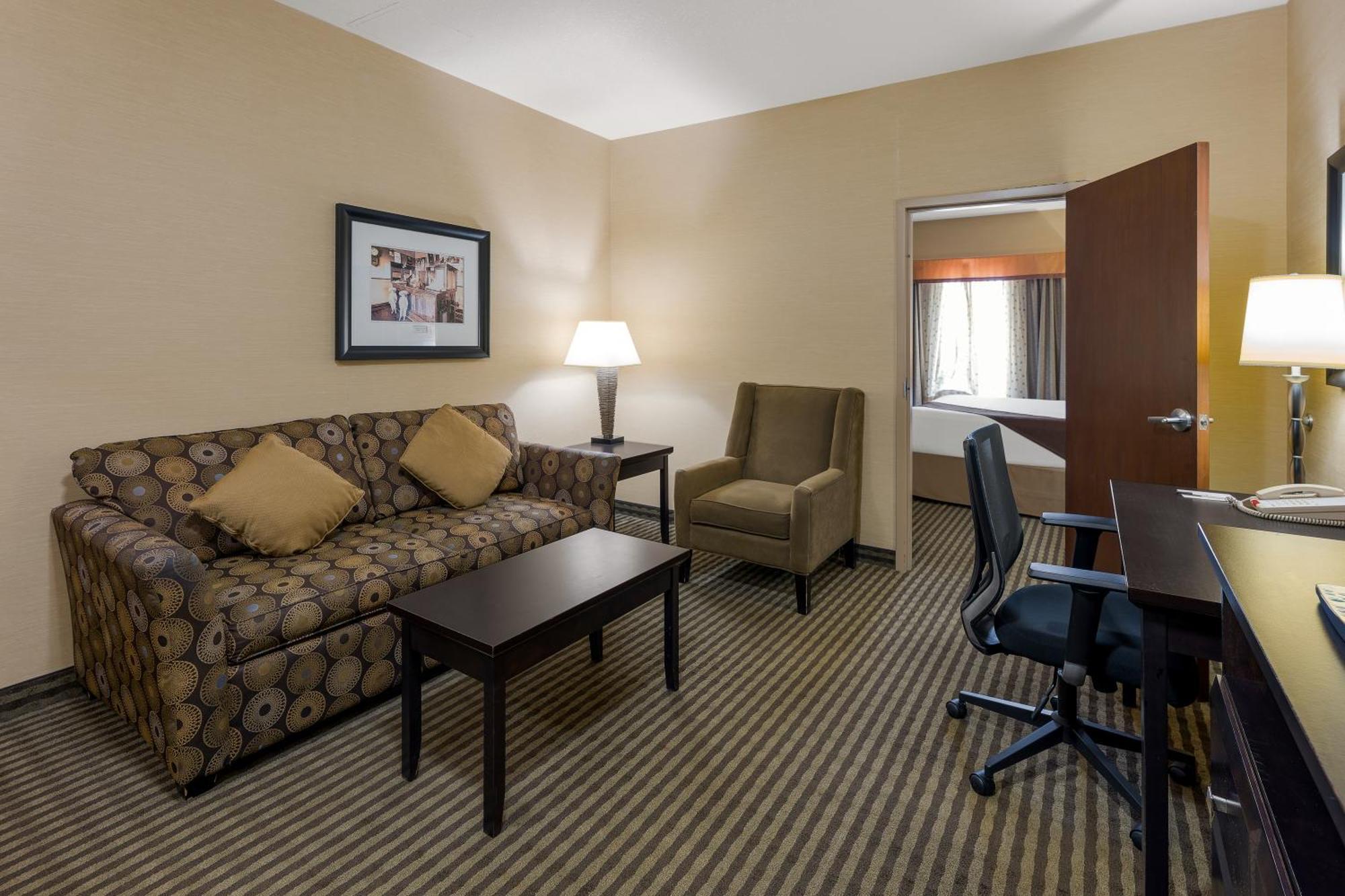 Best Western Sunrise Inn & Suites Stony Plain Екстер'єр фото